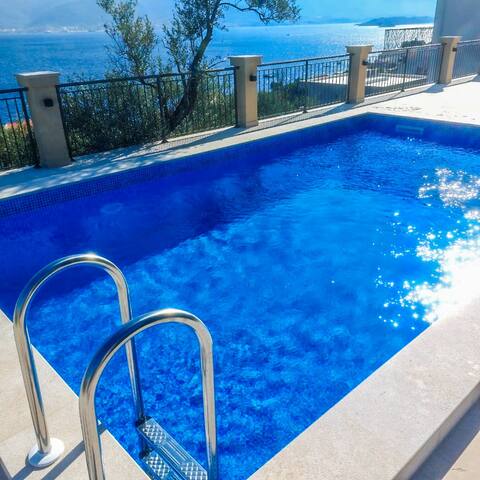 Villa Seascape