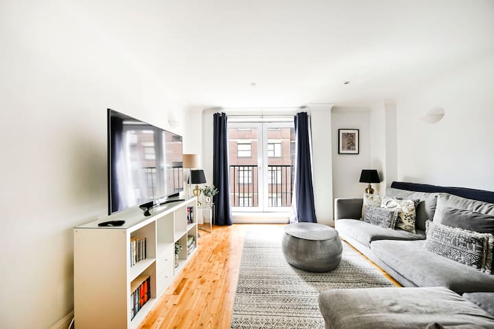 Spacious flat in Covent Garden