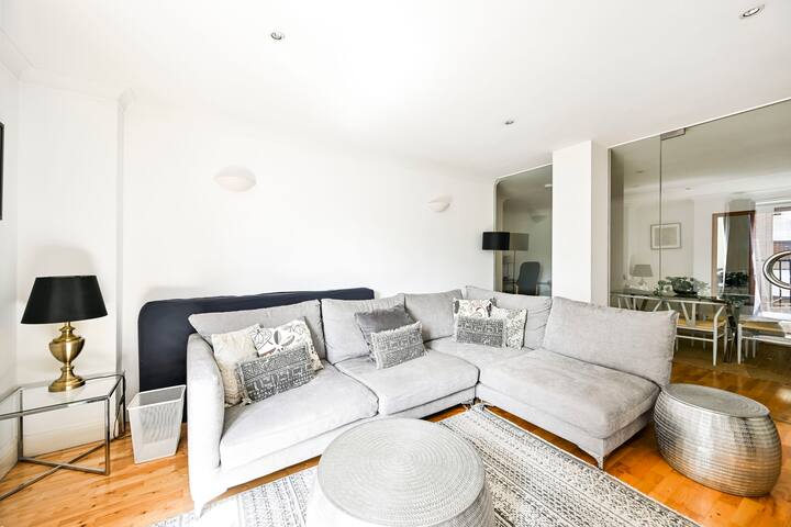 Spacious flat in Covent Garden gallery image 3