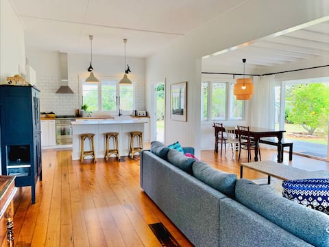 Meryta - Your Sanctuary In Town