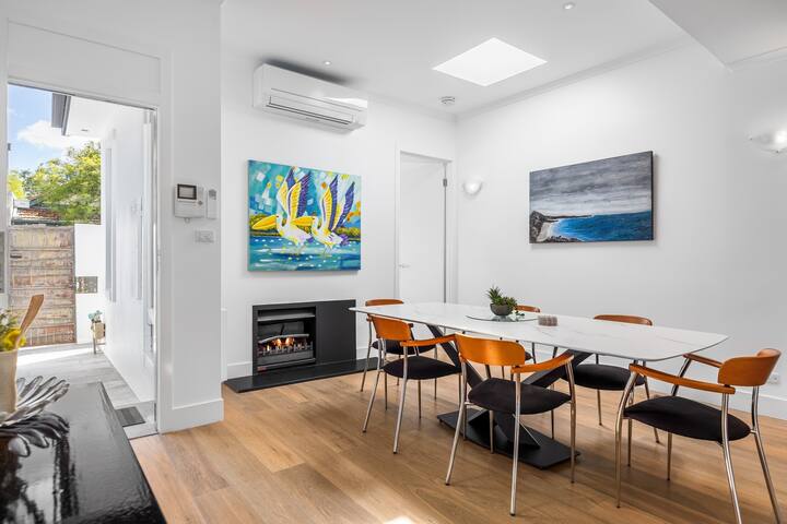 Villa Argo Private Courtyard & 800m to Chapel St gallery image 2