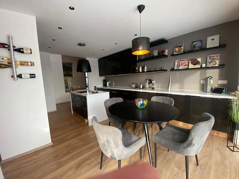 Family home in heart of South