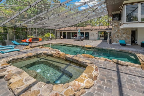 Large Waterfront Estate with Pool and Hot Tub