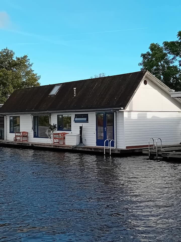 Amsterdam Romantic House Boat - Ámsterdam