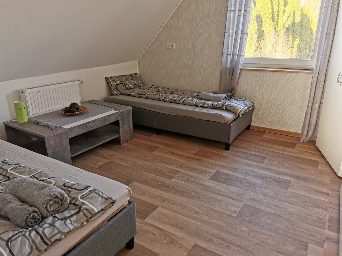 غرفة النوم 2  