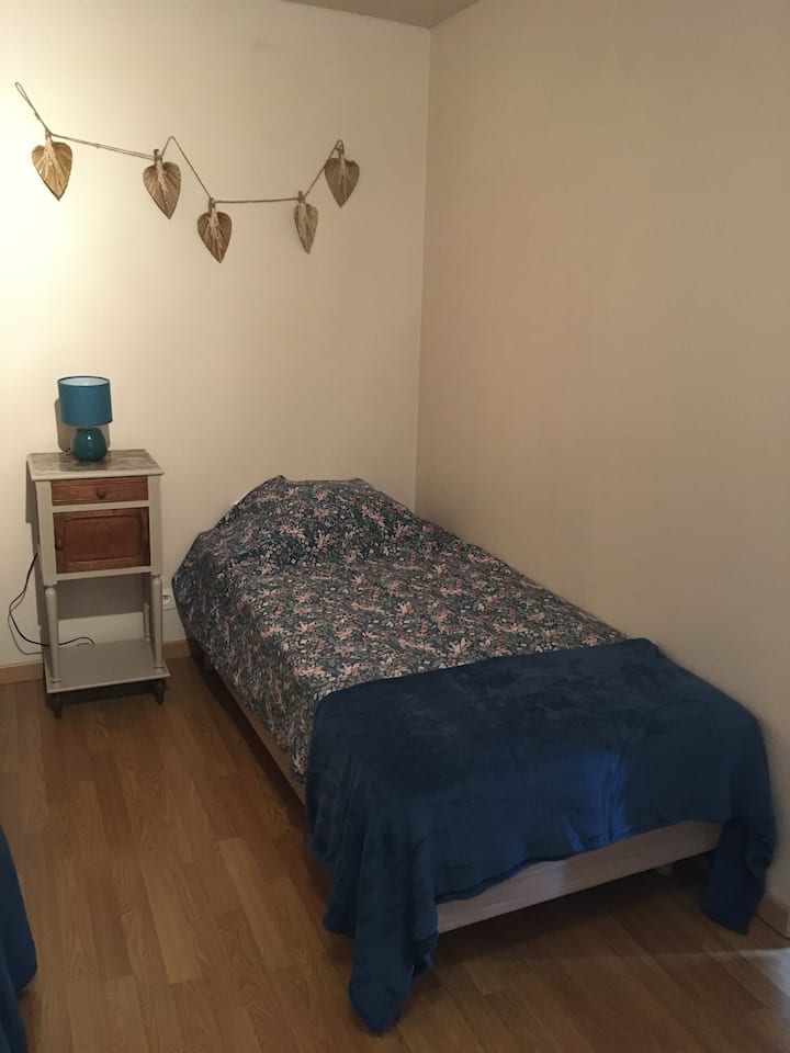 غرفة النوم 2