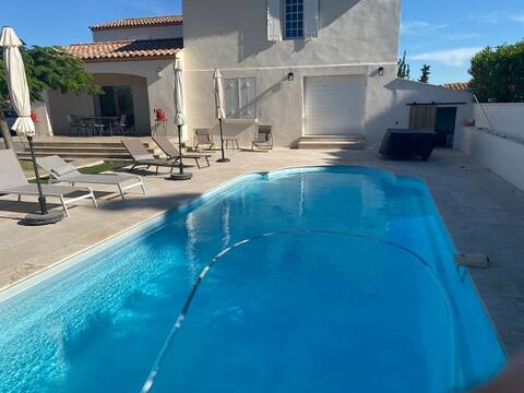 Farmhouse located in Petite Camargue