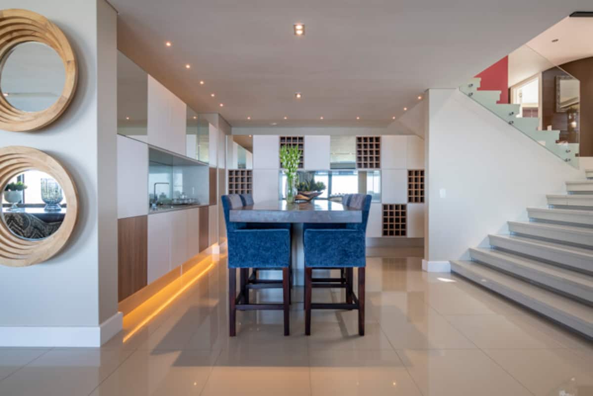 Bar seating