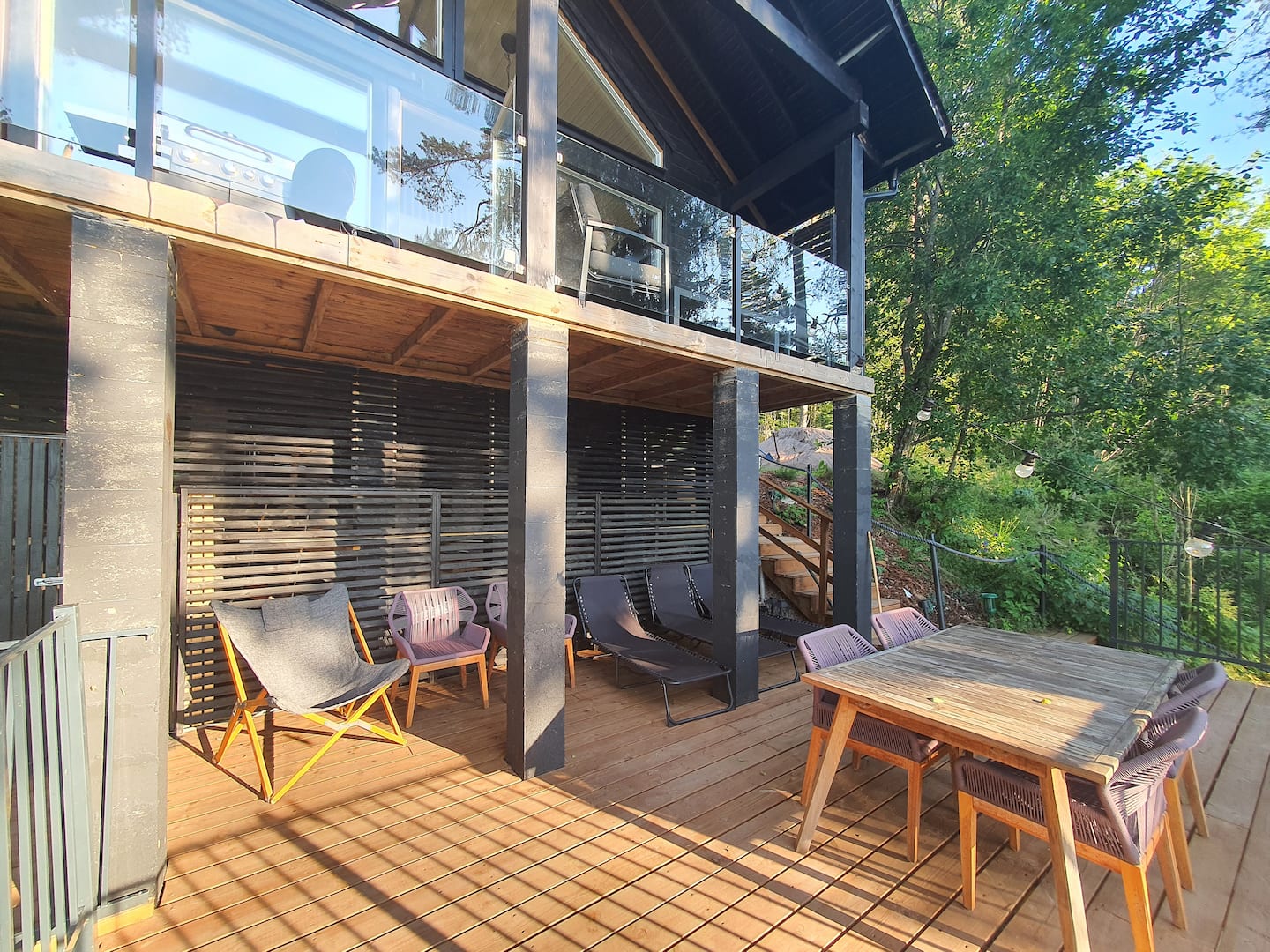 Cosy Lakeside Cottage Retreat 3