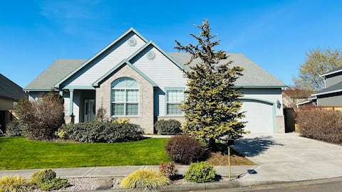 Peaceful Spacious Single Level Home