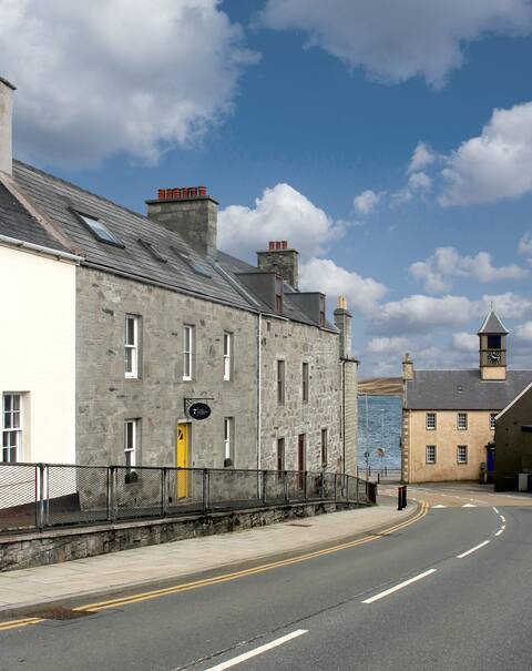 Charming, cozy, 1700's Shetland hoose