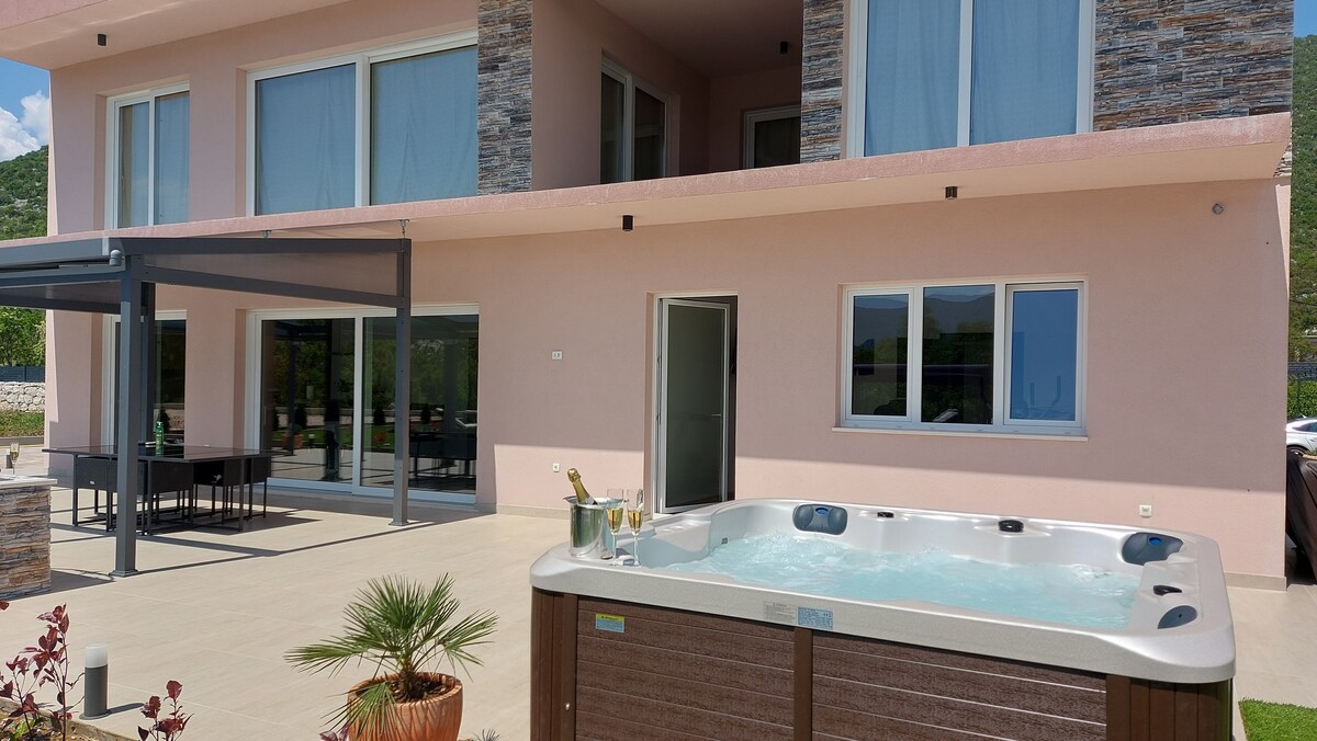 villa sky · Villa Sky D Omiš 10 people, luxury villa