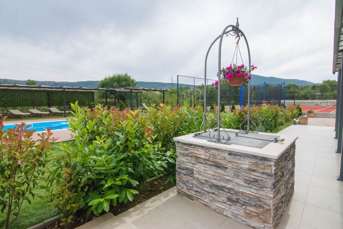 villa sky · Villa Sky D Omiš 10 people, luxury villa