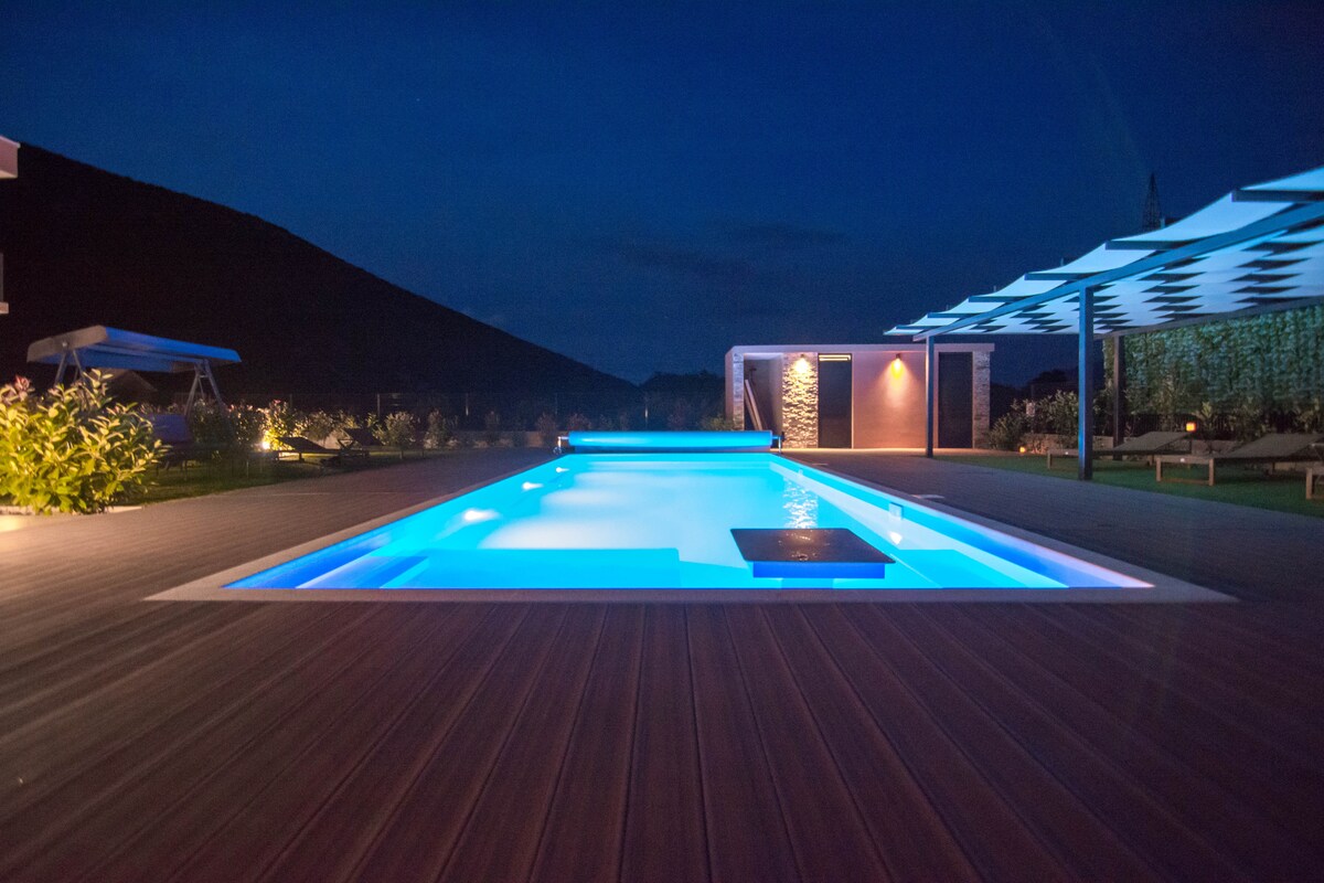 villa sky · Villa Sky D Omiš 10 people, luxury villa