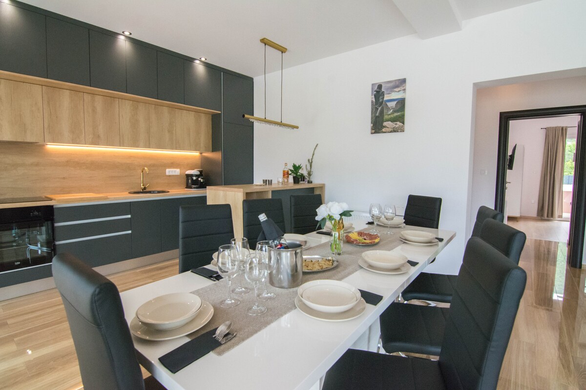 villa sky · Villa Sky D Omiš 10 people, luxury villa