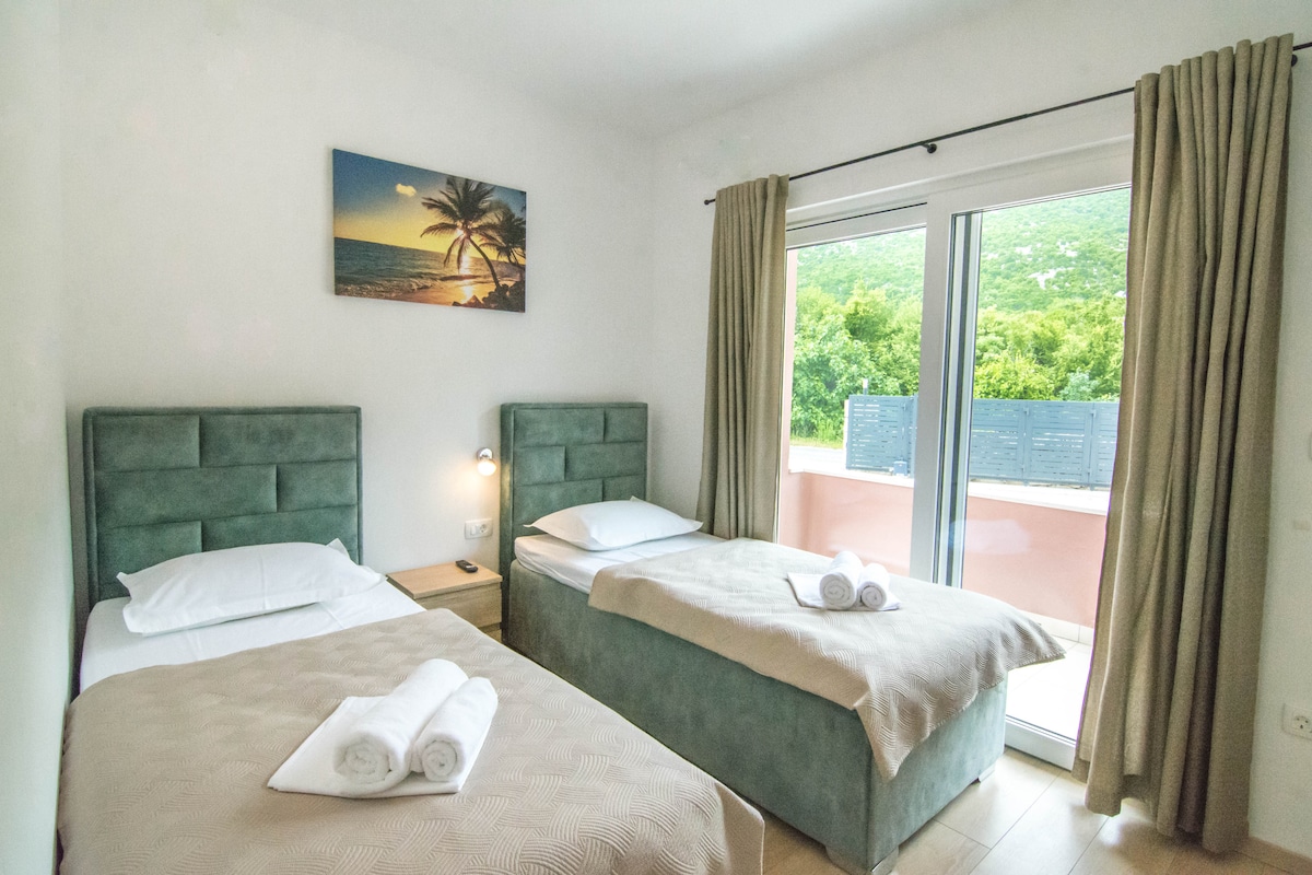 villa sky · Villa Sky D Omiš 10 people, luxury villa