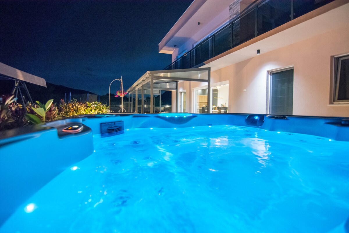 villa sky · Villa Sky D Omiš 10 people, luxury villa