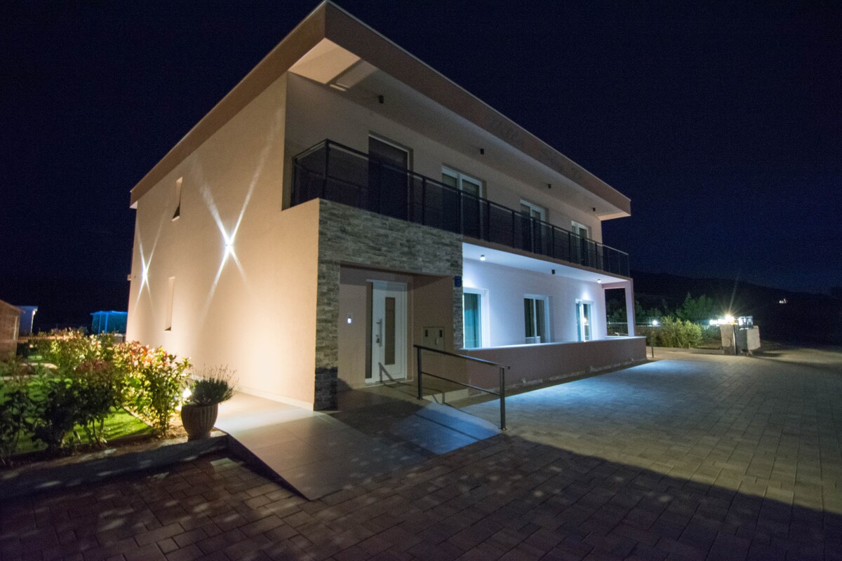villa sky · Villa Sky D Omiš 10 people, luxury villa