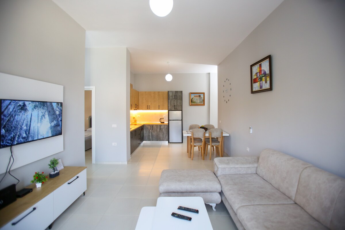 Listing 916051045626183293