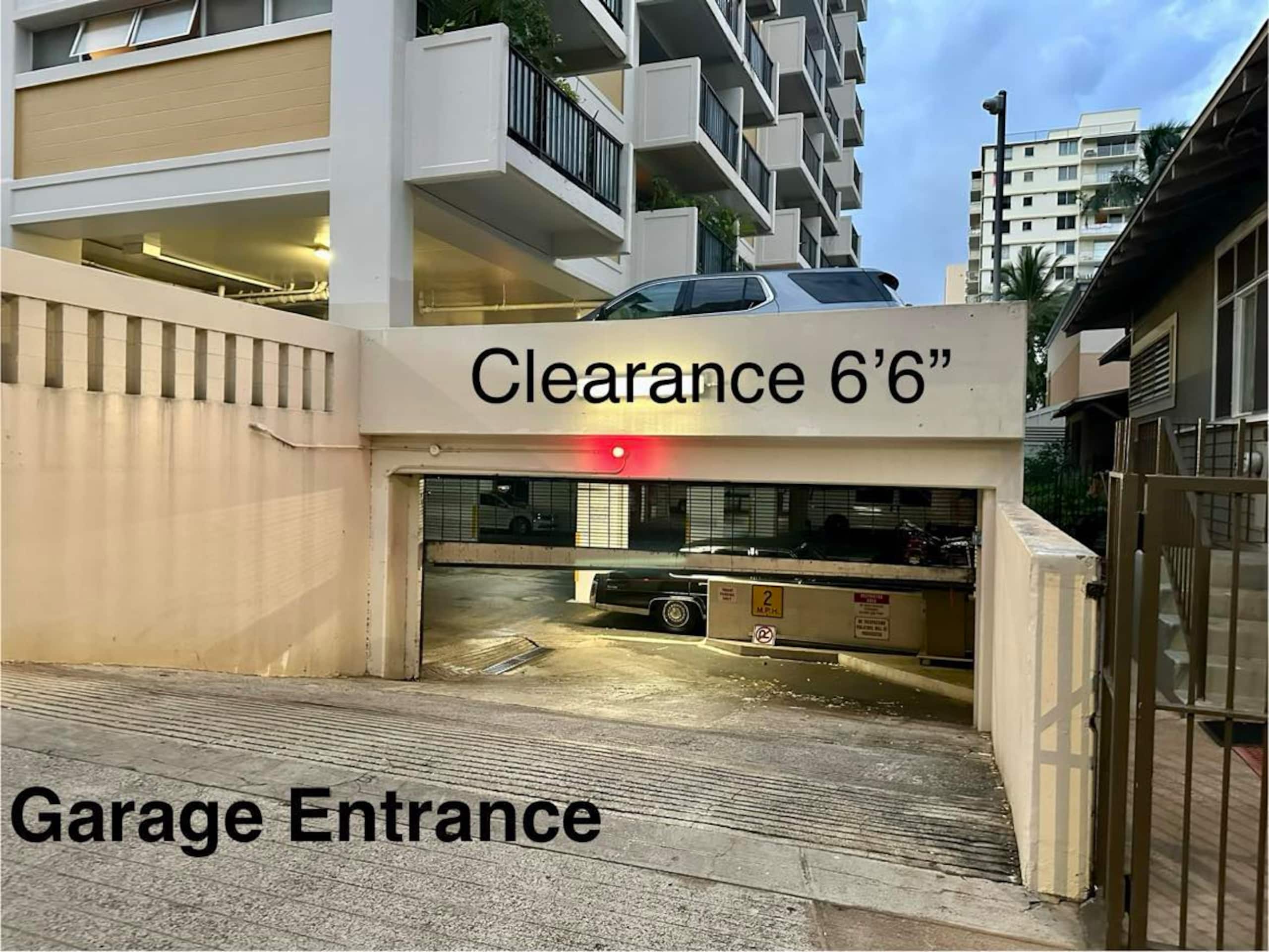 Condo in Honolulu · ★4.95 · 2 bedrooms · 6 beds · 2 baths - Image 47