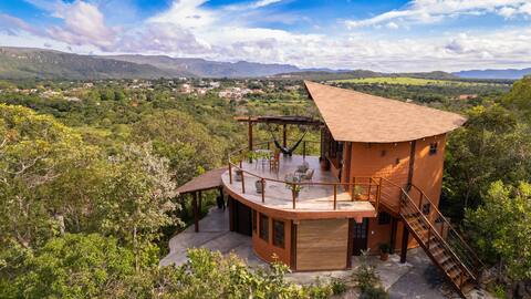 CasaTerra: Bioconstruction with Spectacular View