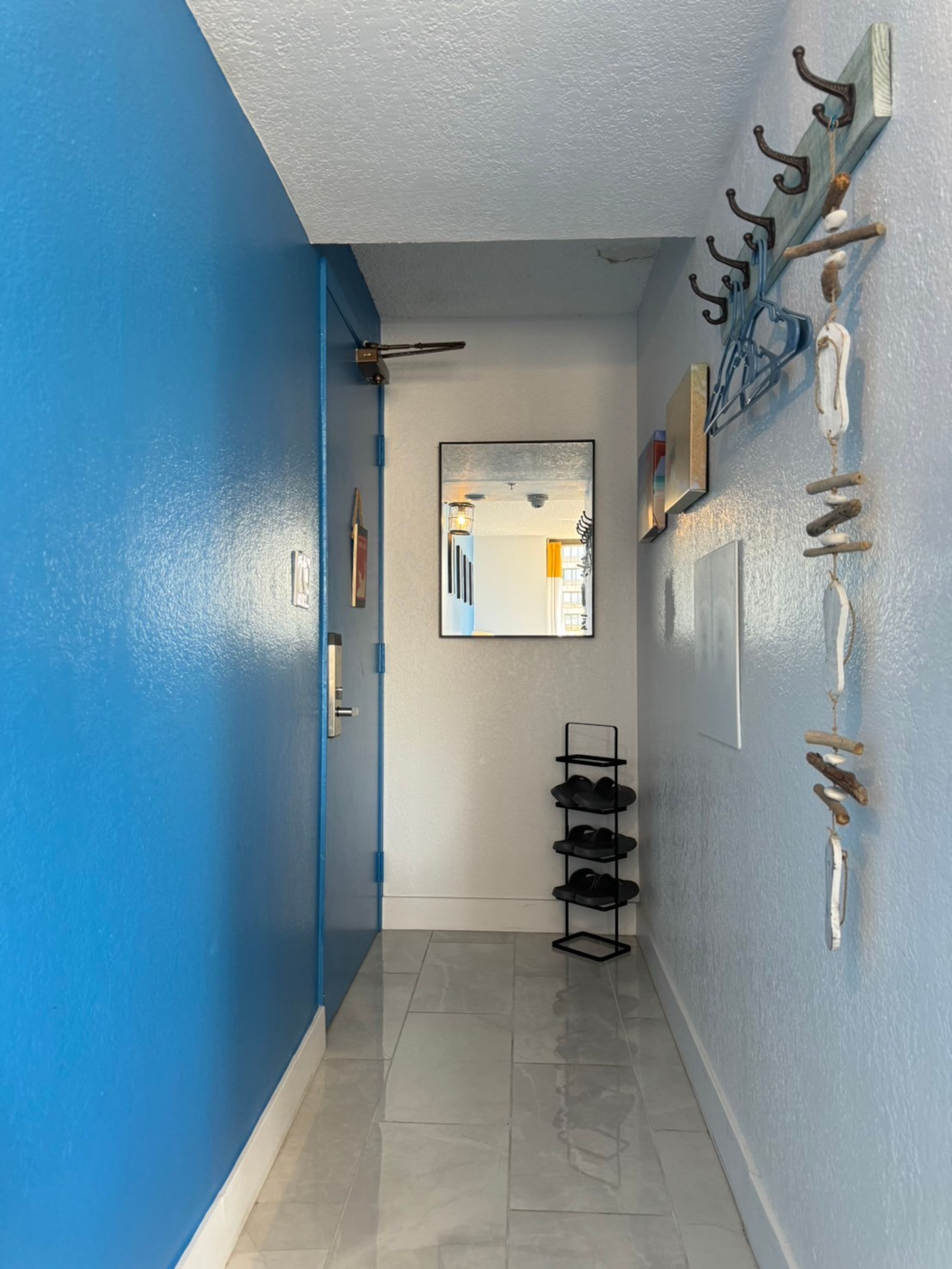 Condo in Honolulu · ★4.65 · Studio · 2 beds · 1 private bath - Image 22