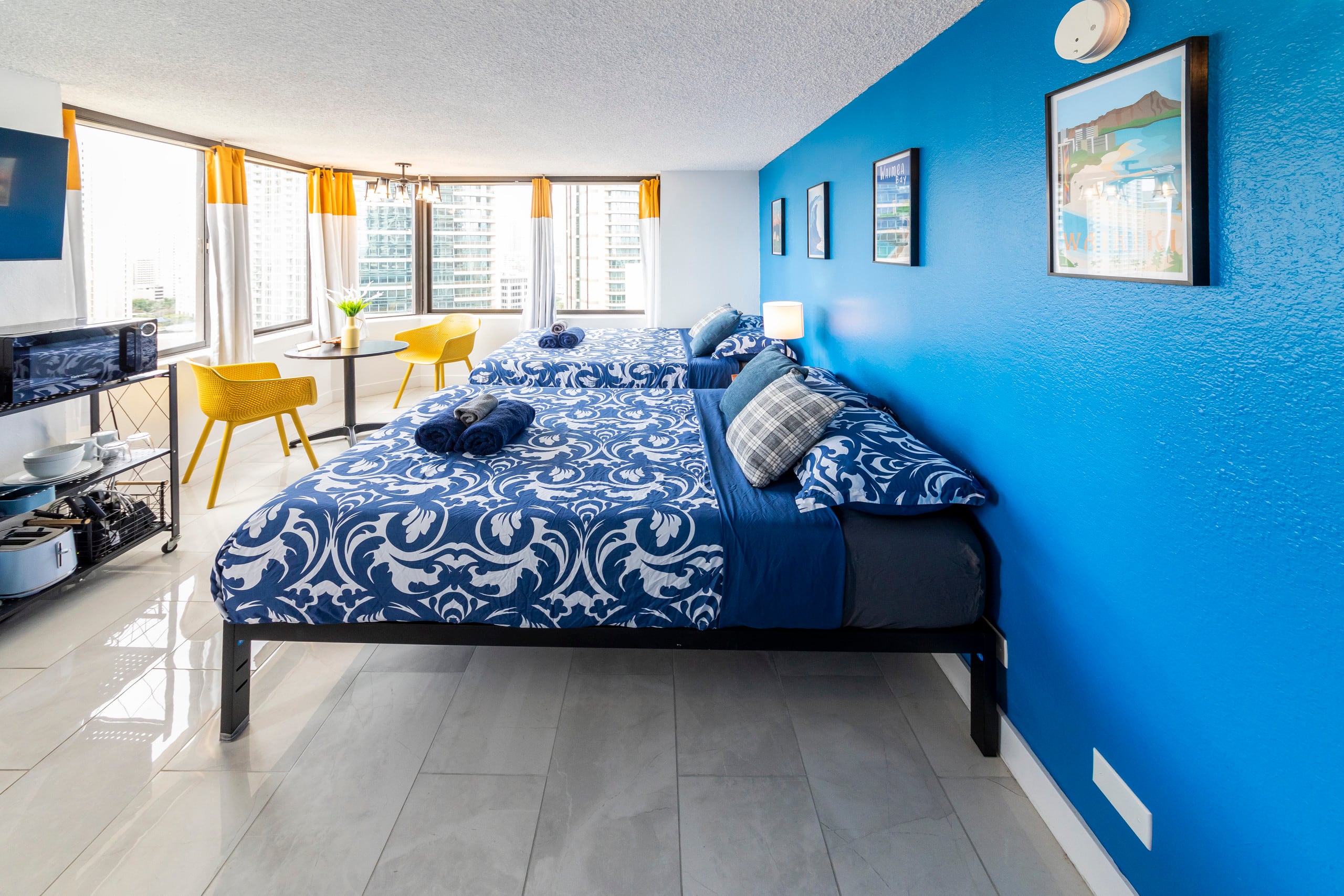 Condo in Honolulu · ★4.58 · Studio · 2 beds · 1 shared bath - Image 15
