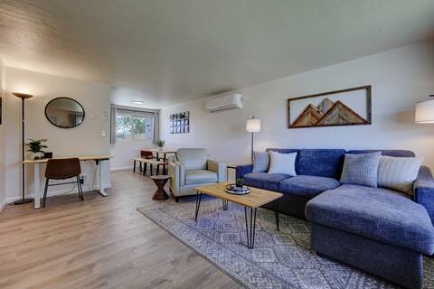 Newly Remodeled 2BR Retreat with Private Backyard!