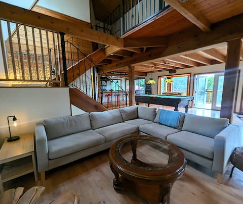Successful Airbnb property: Galiano Grow House Farm Stay in Southern Gulf Islands