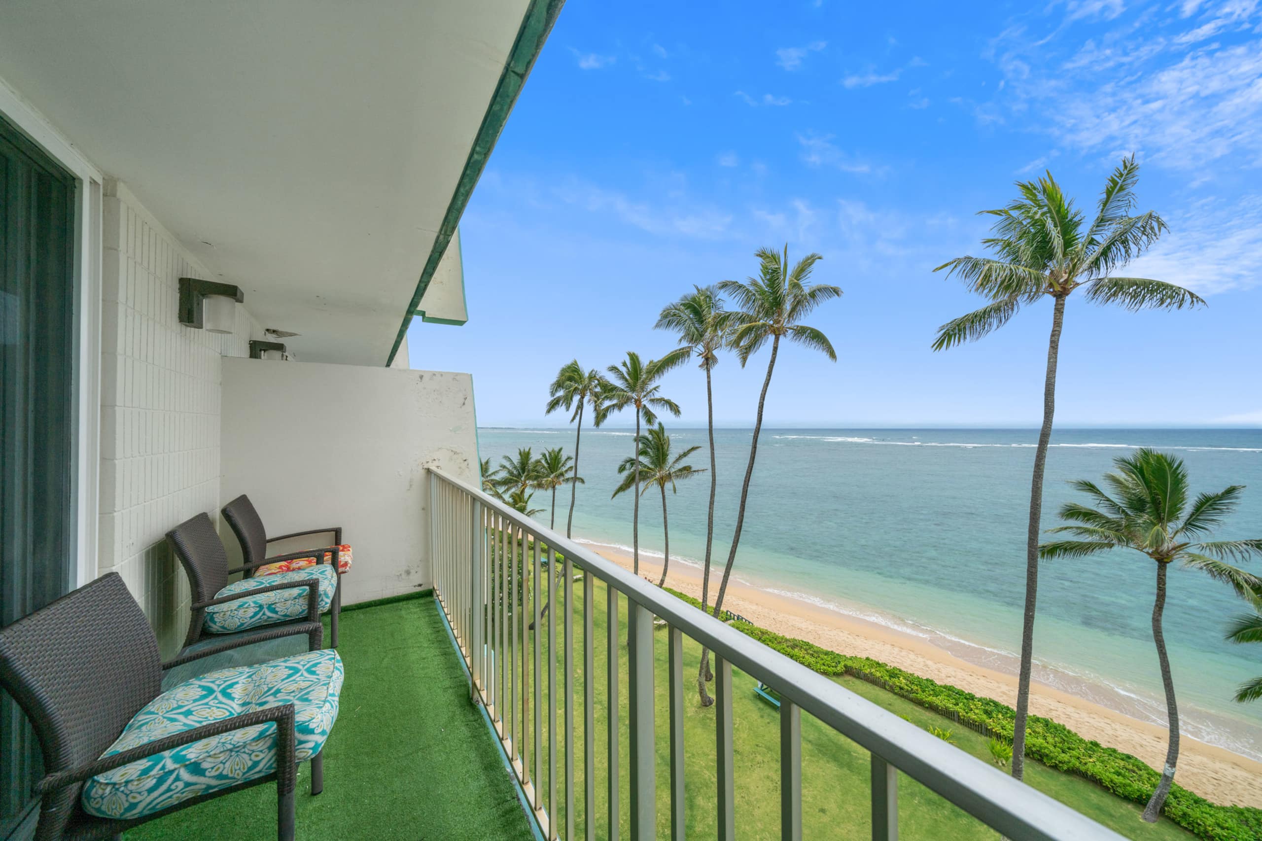 Condo in Hauula · ★4.85 · 1 bedroom · 2 beds · 1 private bath - Image 47