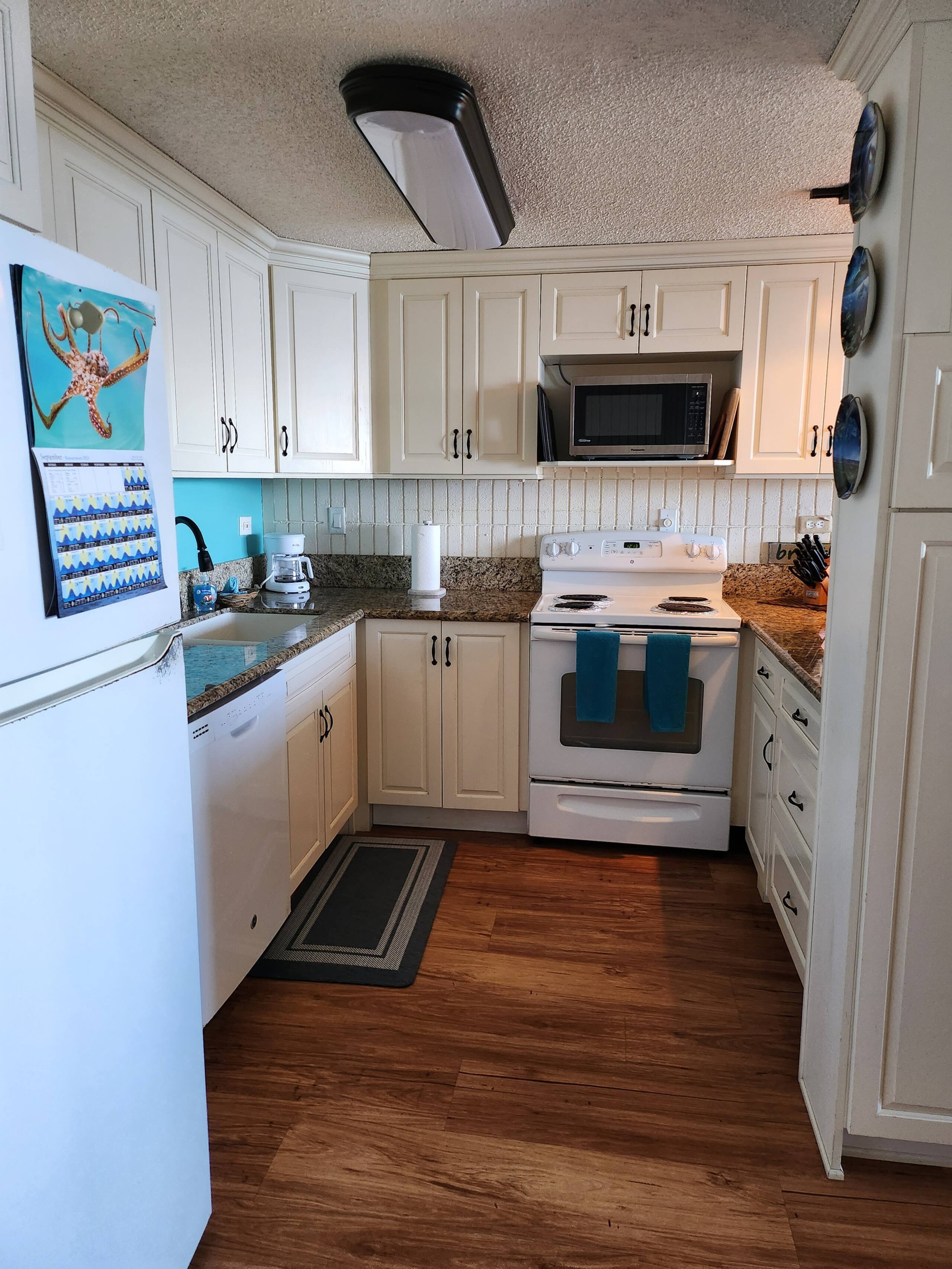 Condo in Hauula · ★4.85 · 1 bedroom · 2 beds · 1 private bath - Image 11