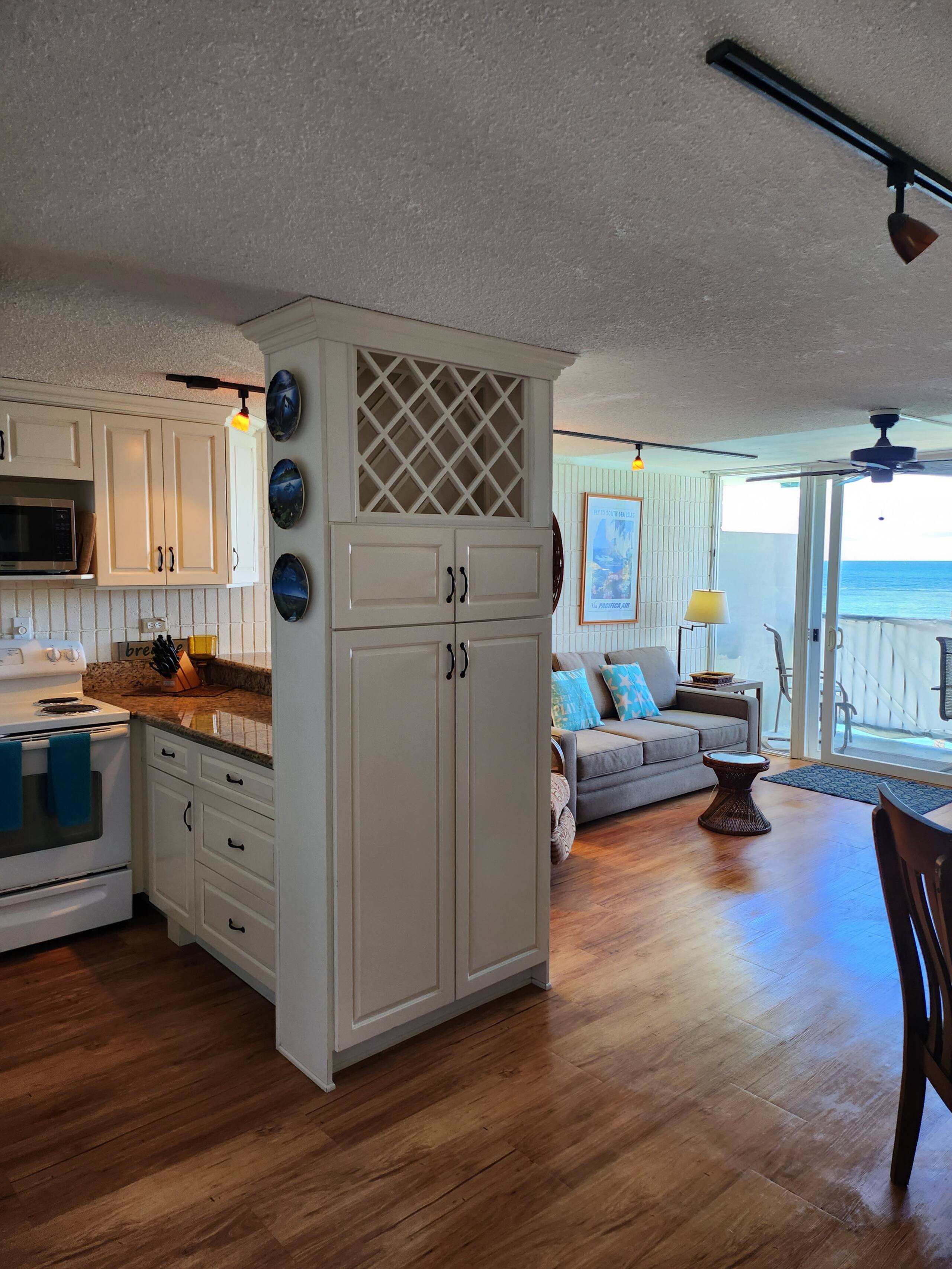 Condo in Hauula · ★4.85 · 1 bedroom · 2 beds · 1 private bath - Image 8