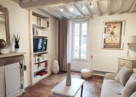 Top Airbnb: Charming fisherman's house. Sea 200 m away. in Saint Aubin Sur Mer