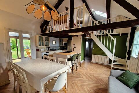 House with large garden 1.5 km to the beach