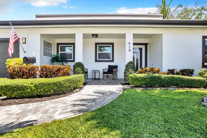 Waterfront+ Htd pool+ 2 mi bch+Game room+Golf+Pet