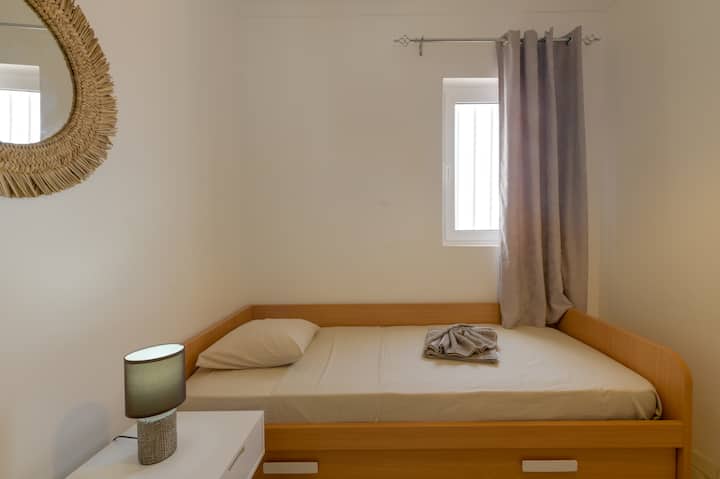 غرفة النوم 2