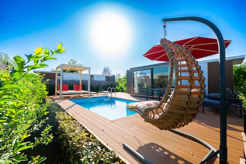 Top performing Airbnb: LotusTiny Villas L 1 in Köyceğiz