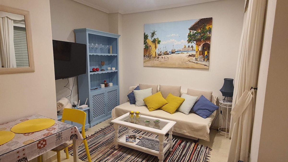 Propriété Airbnb réussie: Charming relaxing Naturist apt Torremar Vera Playa à Vera