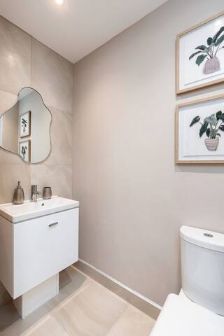 Riverside Villa 3 gallery image 4