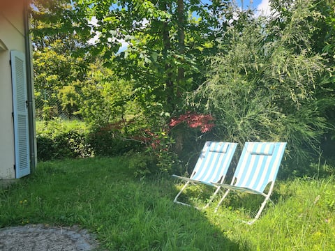 Charm, Space & Garden – Fibre, RER B, Walk to All