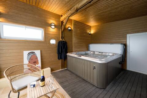 Romantic Getaway, Nearby Saint-Brieuc & Beaches