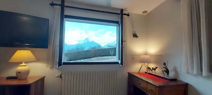 vue sur l'Oisans coté de La Muselle et de la station des 2 Alpes