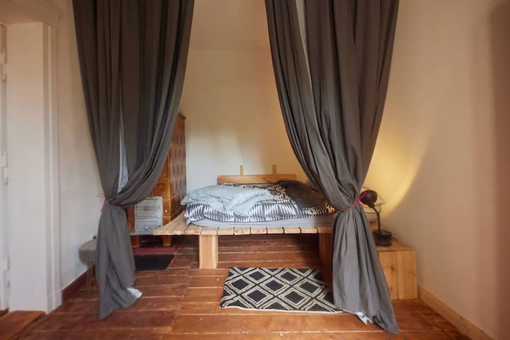 Schlafzimmer 2