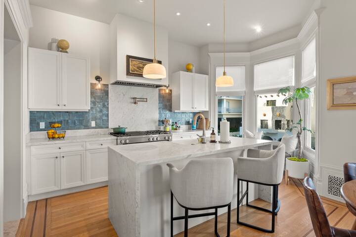 Pacific Heights Classic gallery image 2