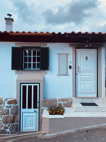 Entire home with 1 bedrooms in Pinhão - Casinha da Ti'Augusta - AL