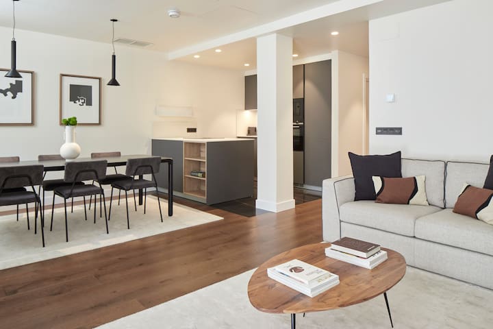 Elkano by FeelFree Rentals