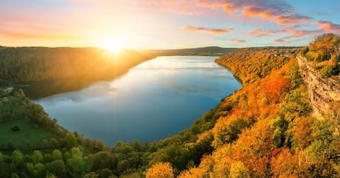 Cottage near the Hérisson Waterfalls – 6 people