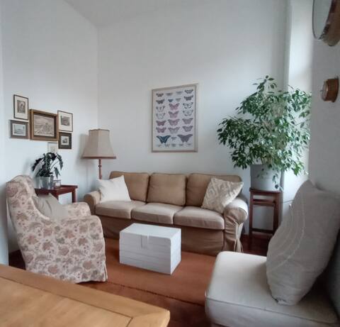 Top Airbnb: Downtown old-building flair in Sankt Leonhard