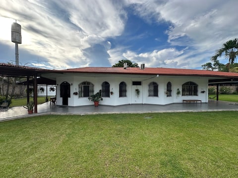 Casa Las Begonias (San Juan)