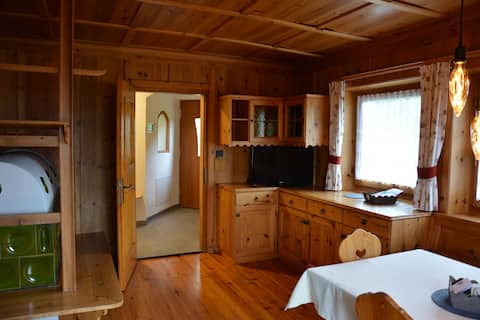 Top Airbnb: Pliegermoar App. Föhrenwald - Adults Only in Völs Am Schlern